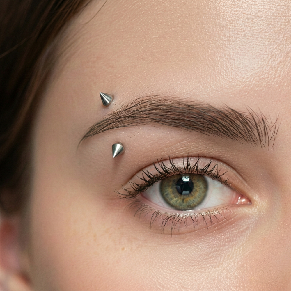 Brew (piercing brwi)