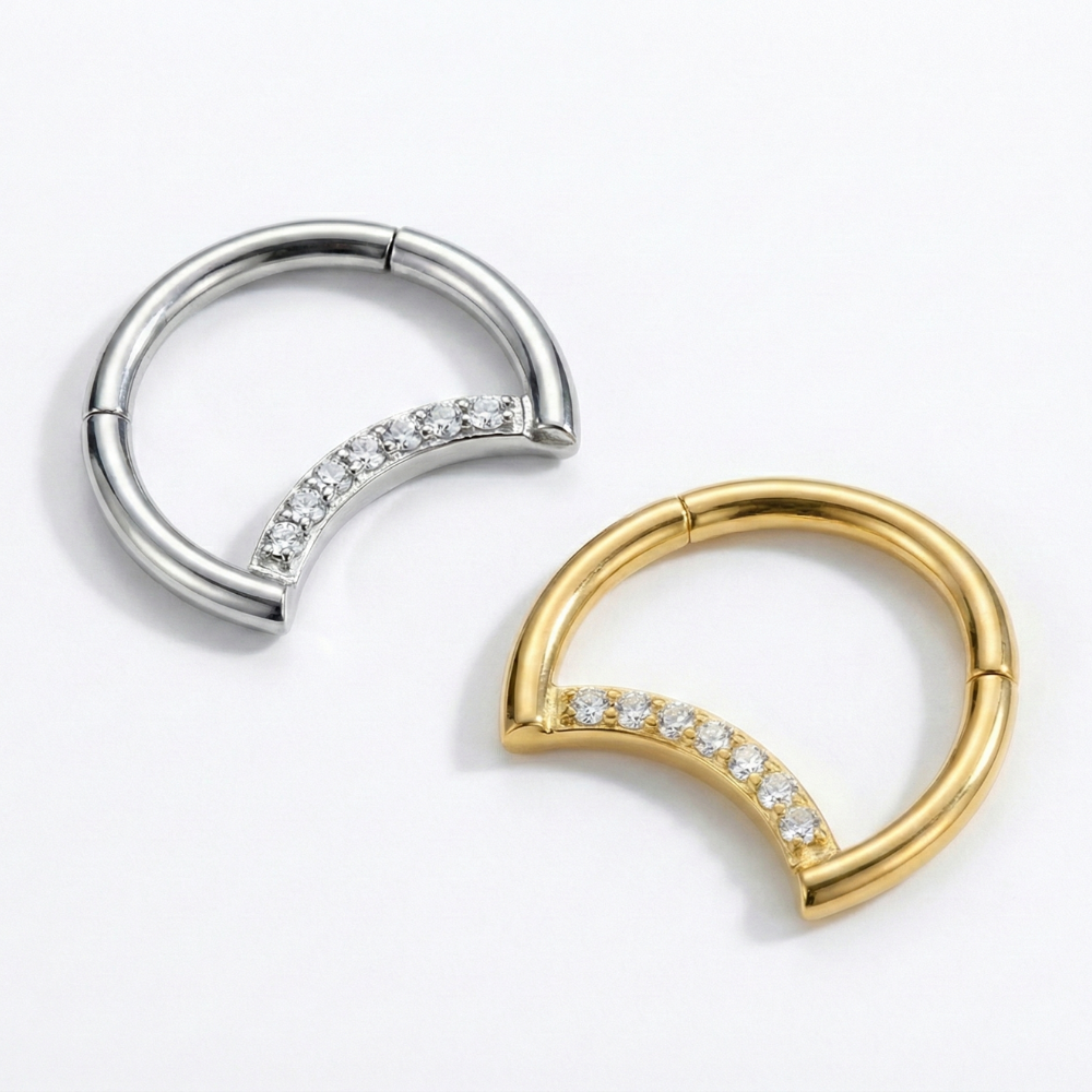 Tytanowy Clicker Segmentowy Z Cyrkoniami - Księżyc - Piercing Planet